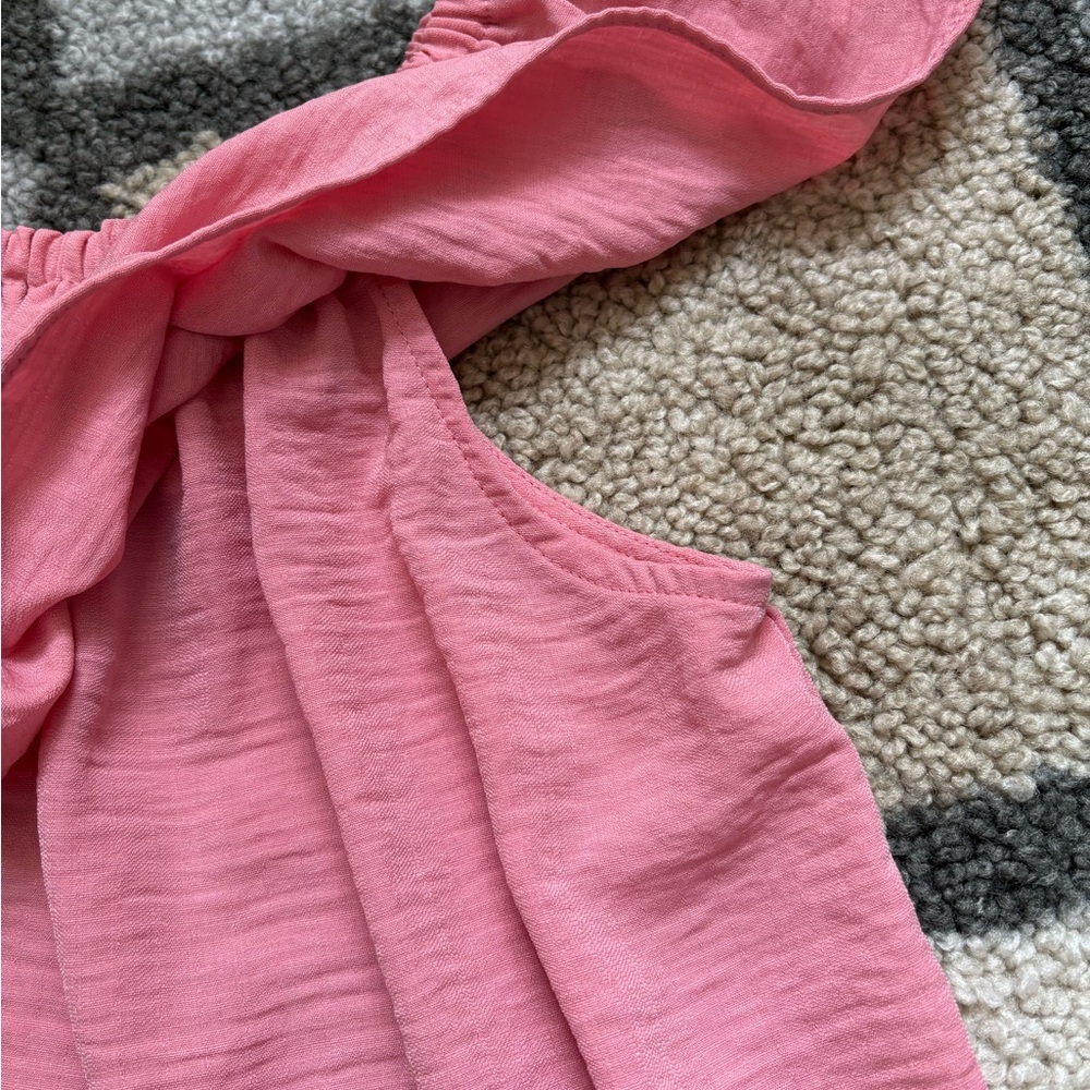 Pink Ruffled shoulder top - Picture 3 of 5